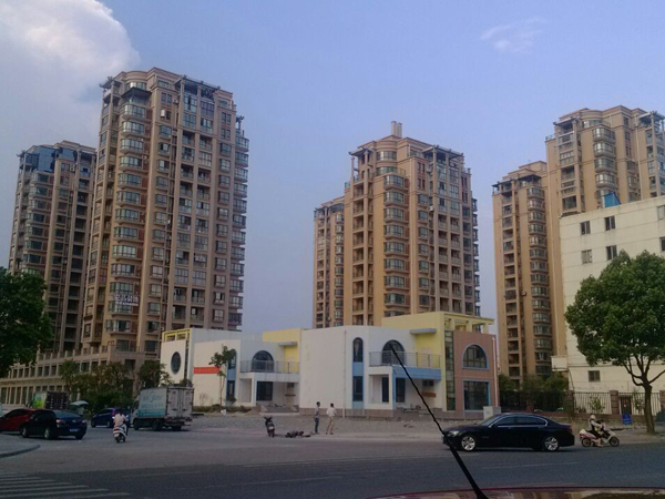 路橋陽(yáng)光春城